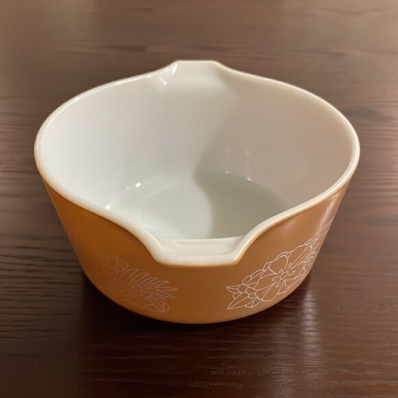 Vintage Pyrex 474 B Woodland Round Casserole Dish 2.5 litre Excellent Condition - Picture 4 of 6